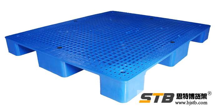 Plastic tray 05